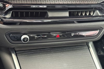 2025 BMW 3 Series 330i