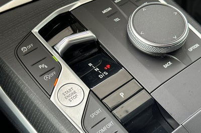 2025 BMW 3 Series 330i