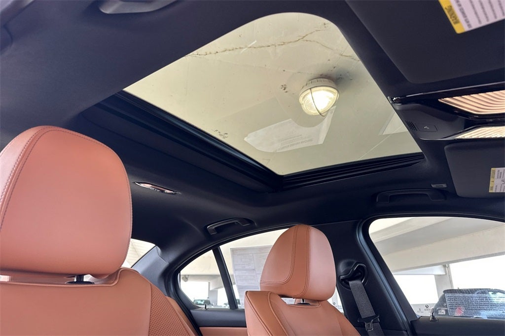 2026 BMW 3 Series 330i