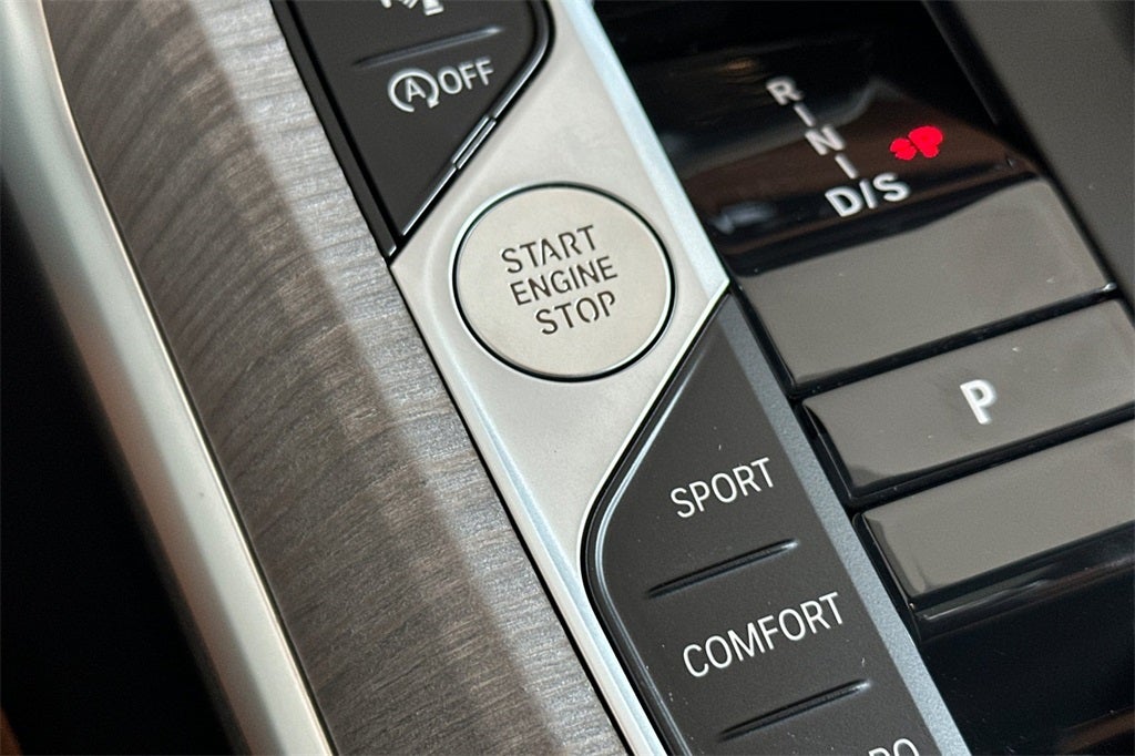 2026 BMW 3 Series 330i