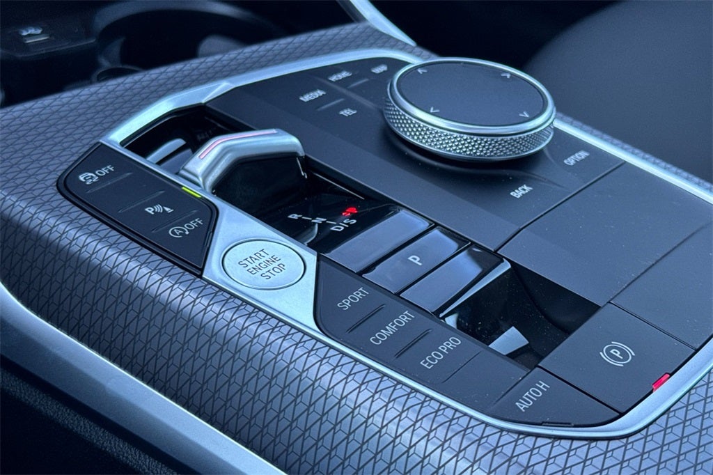 2026 BMW 3 Series 330i