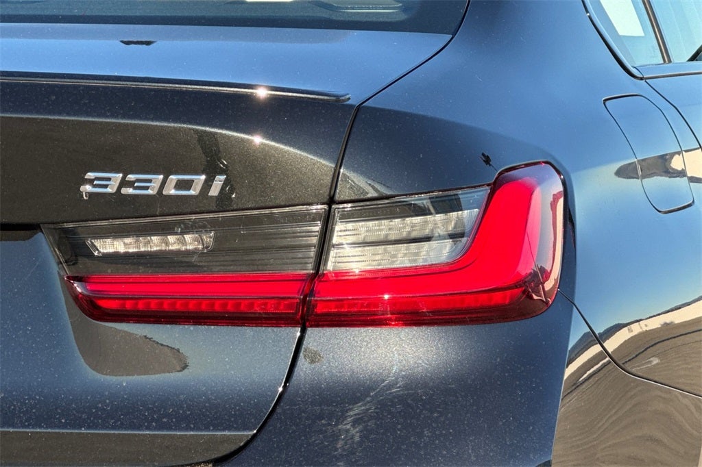 2026 BMW 3 Series 330i