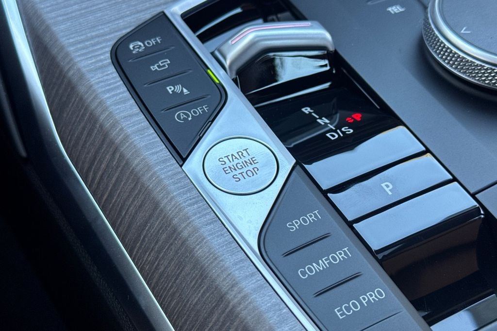 2026 BMW 3 Series 330i