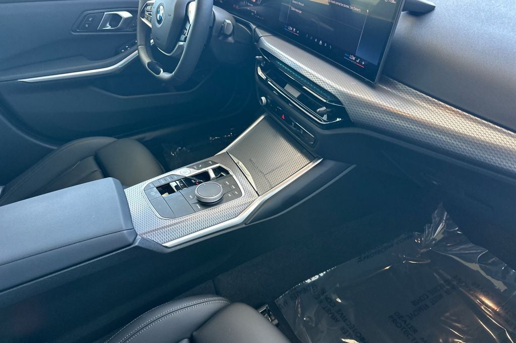 2025 BMW 3 Series 330i