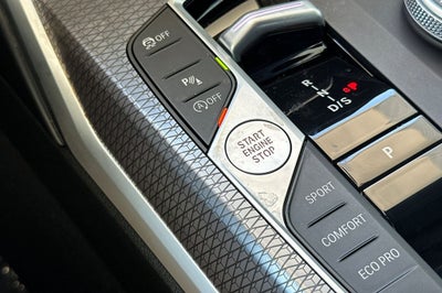 2025 BMW 3 Series 330i