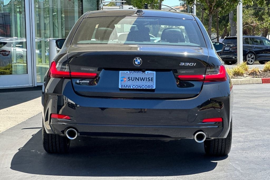 2025 BMW 3 Series 330i
