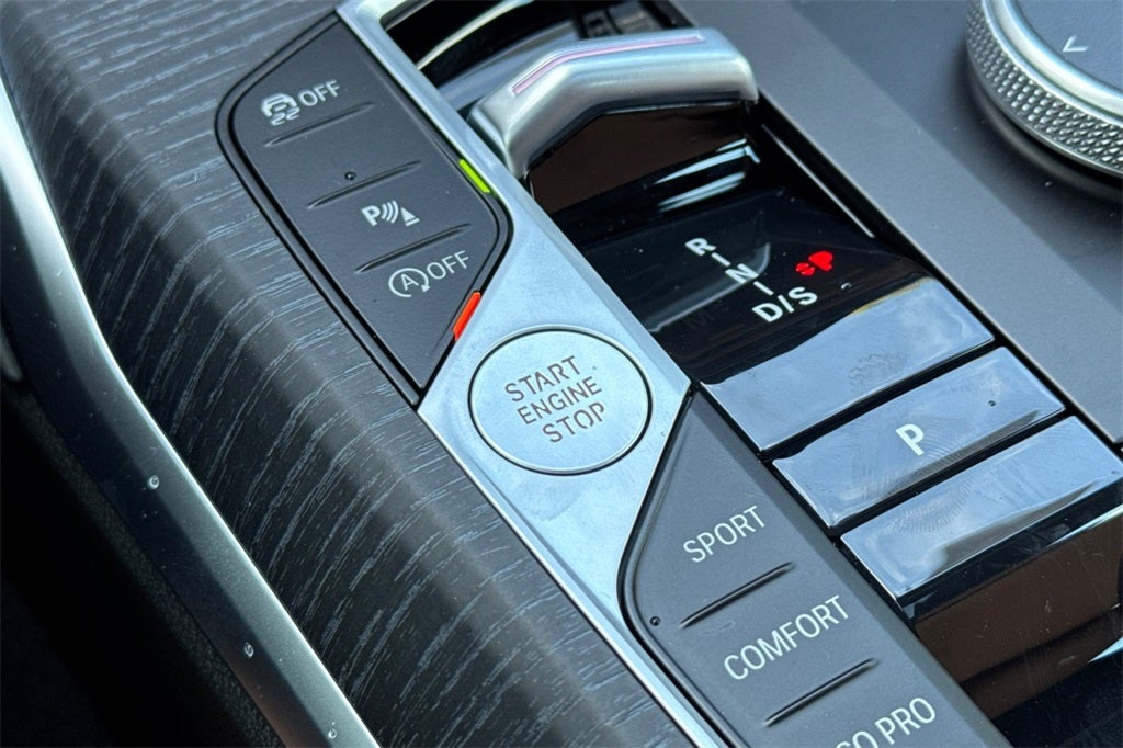 2026 BMW 3 Series 330i