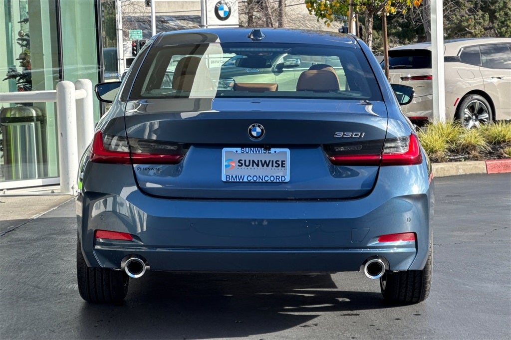 2026 BMW 3 Series 330i