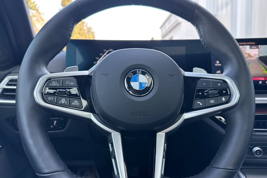 2025 BMW 3 Series 330i