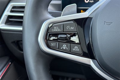 2025 BMW 3 Series 330i