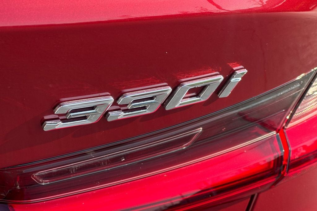 2025 BMW 3 Series 330i