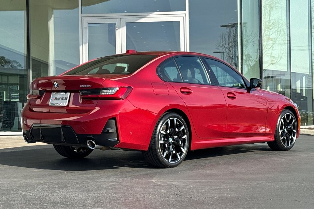 2025 BMW 3 Series 330i
