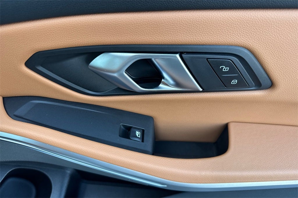 2025 BMW 3 Series 330i