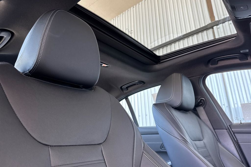 2025 BMW 3 Series 330i