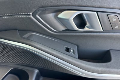 2025 BMW 3 Series 330i