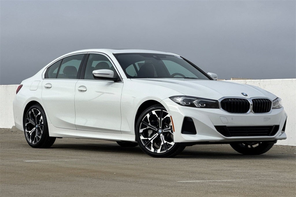2026 BMW 3 Series 330i