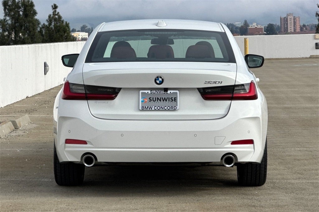 2026 BMW 3 Series 330i