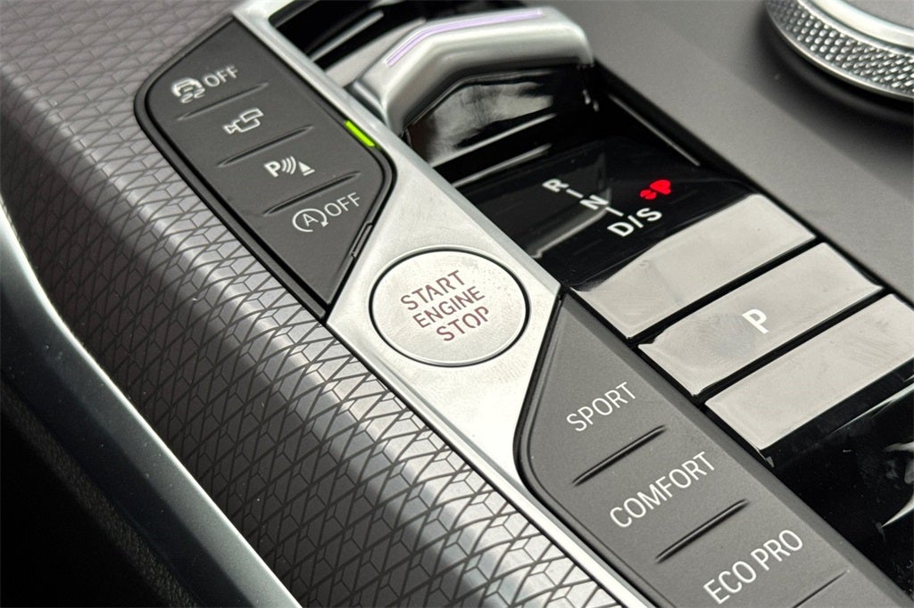 2026 BMW 3 Series 330i