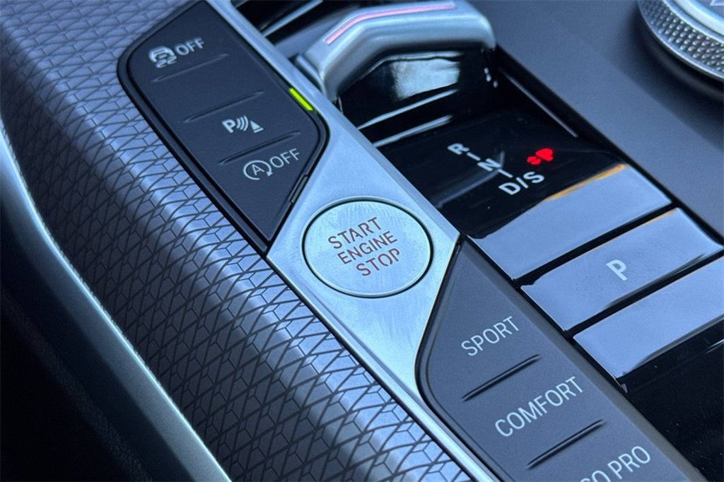 2026 BMW 3 Series 330i