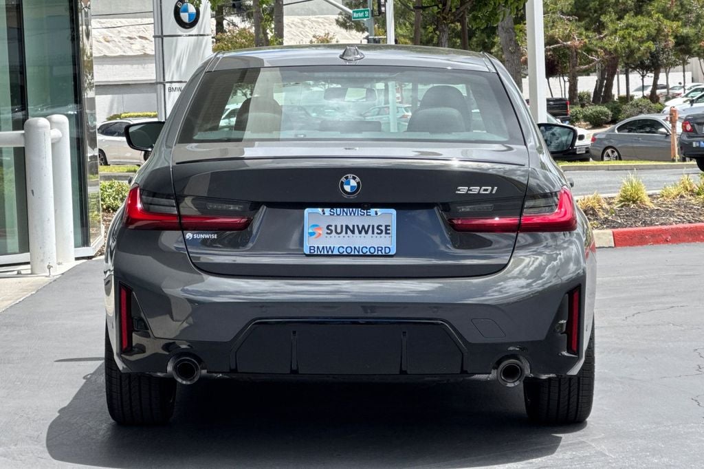 2026 BMW 3 Series 330i