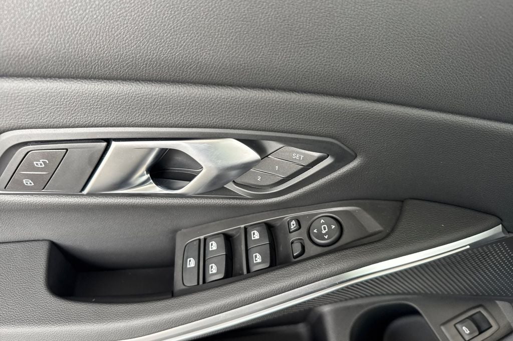 2026 BMW 3 Series 330i