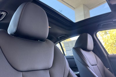 2026 BMW 3 Series 330i
