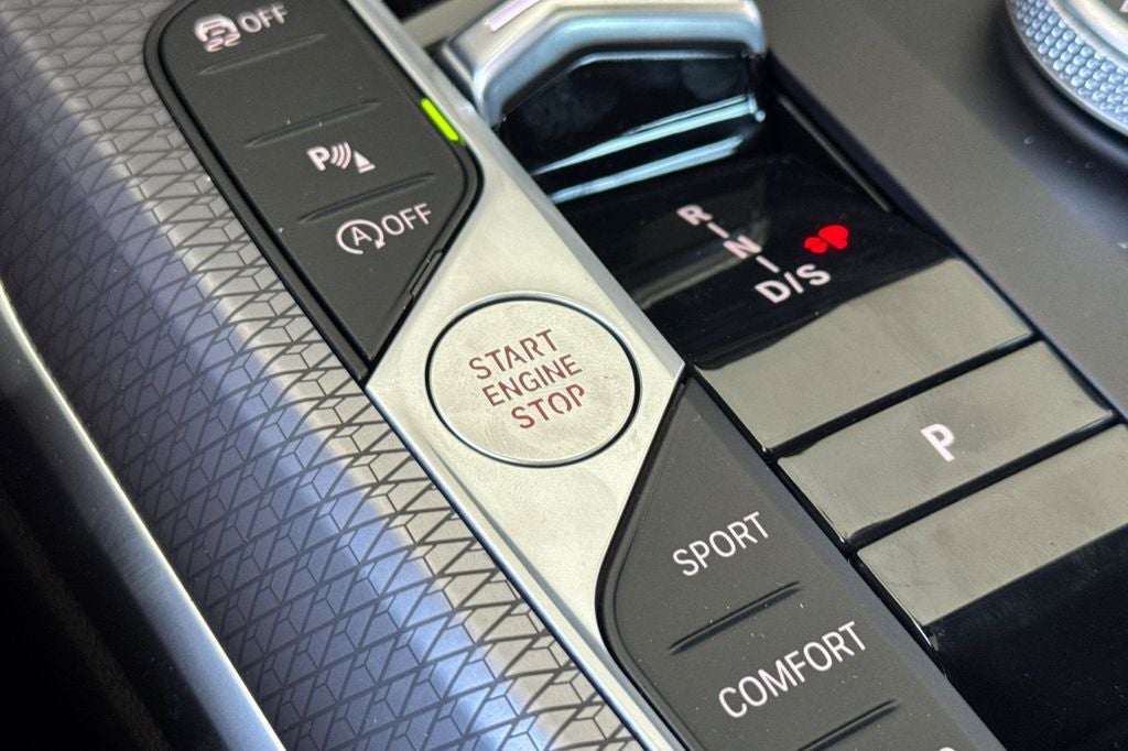 2026 BMW 3 Series 330i