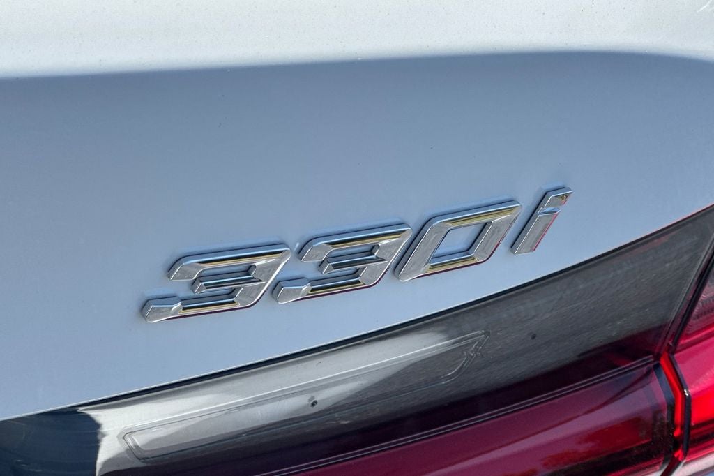 2026 BMW 3 Series 330i