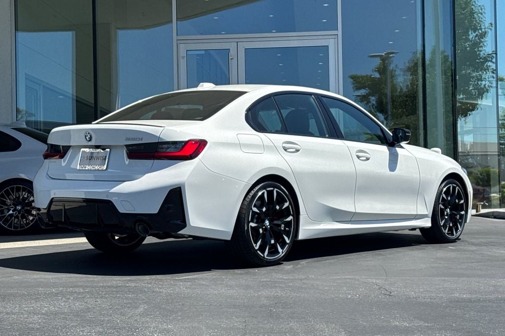 2026 BMW 3 Series 330i