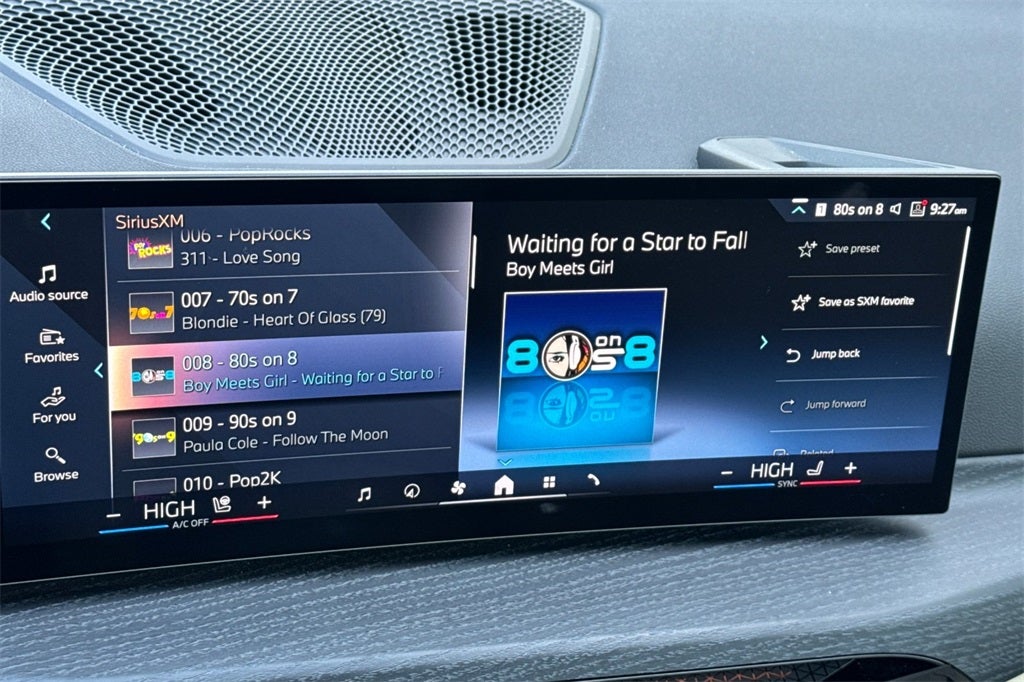 2025 BMW 3 Series 330i