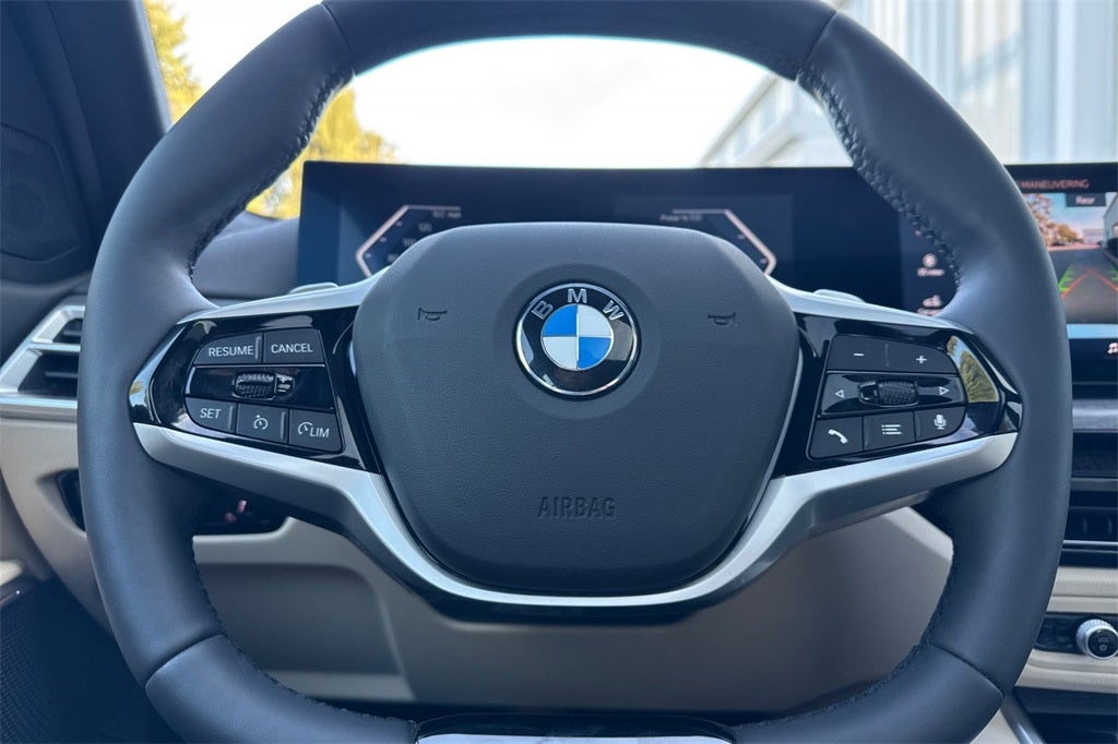 2025 BMW 3 Series 330i