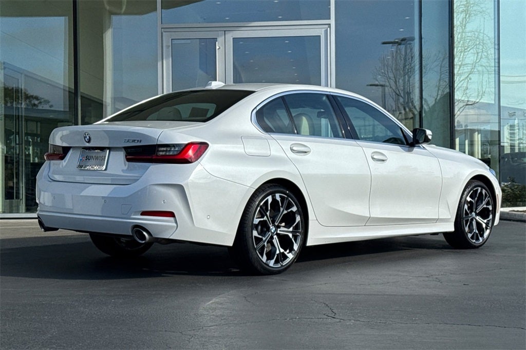 2025 BMW 3 Series 330i