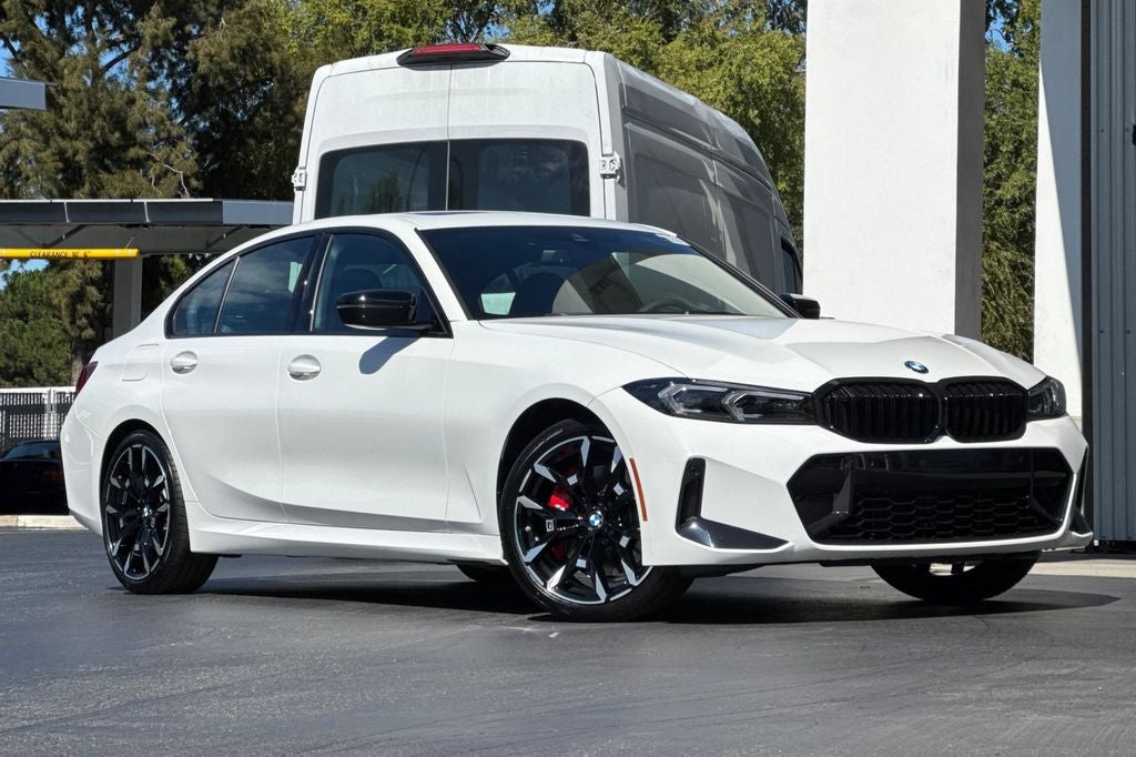 2026 BMW 3 Series 330i