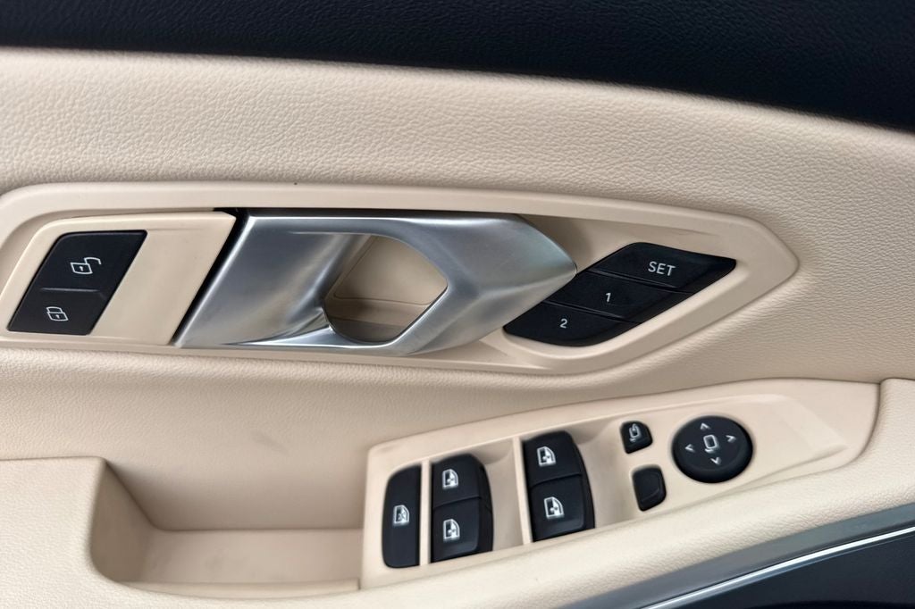 2025 BMW 3 Series 330i