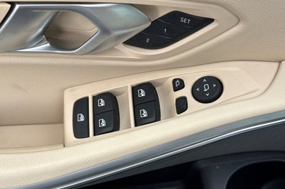 2025 BMW 3 Series 330i