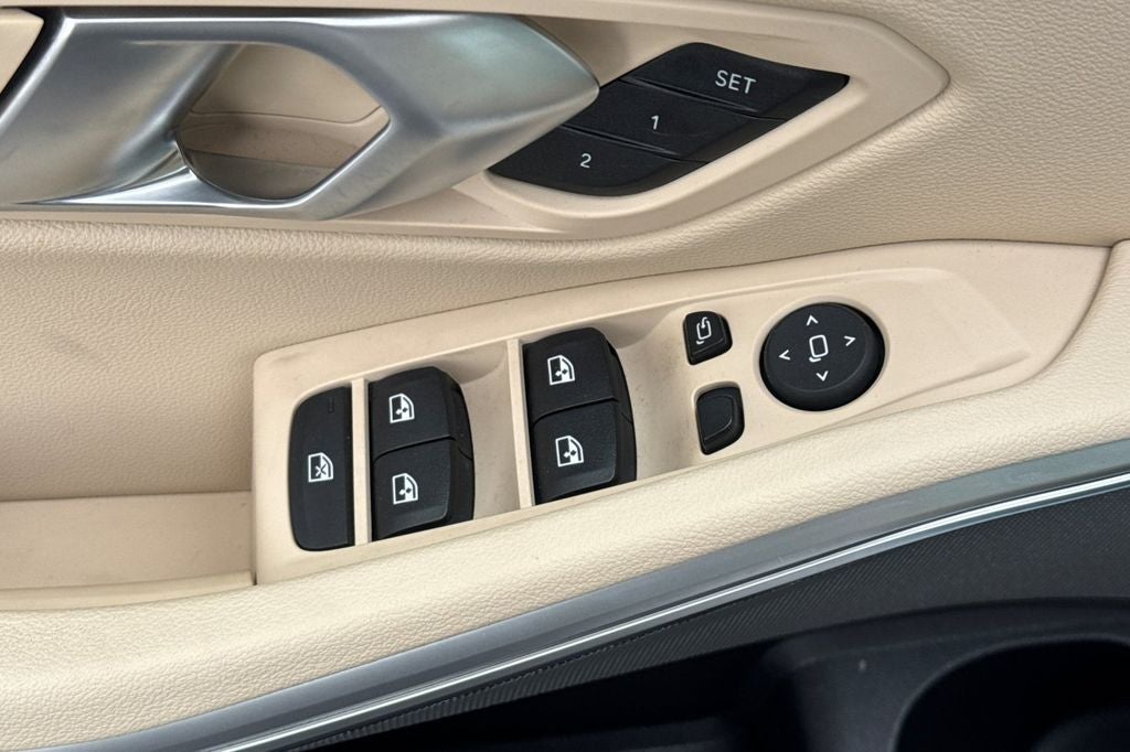 2025 BMW 3 Series 330i