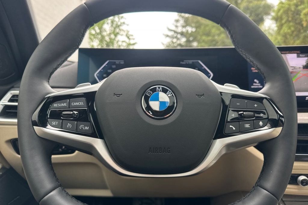 2025 BMW 3 Series 330i