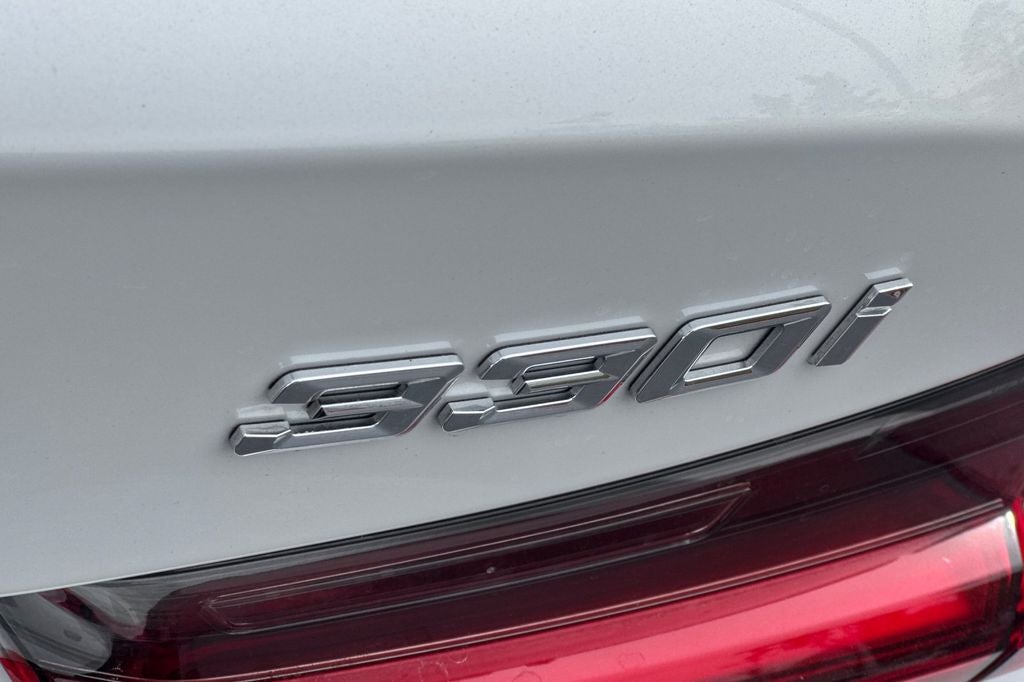 2025 BMW 3 Series 330i