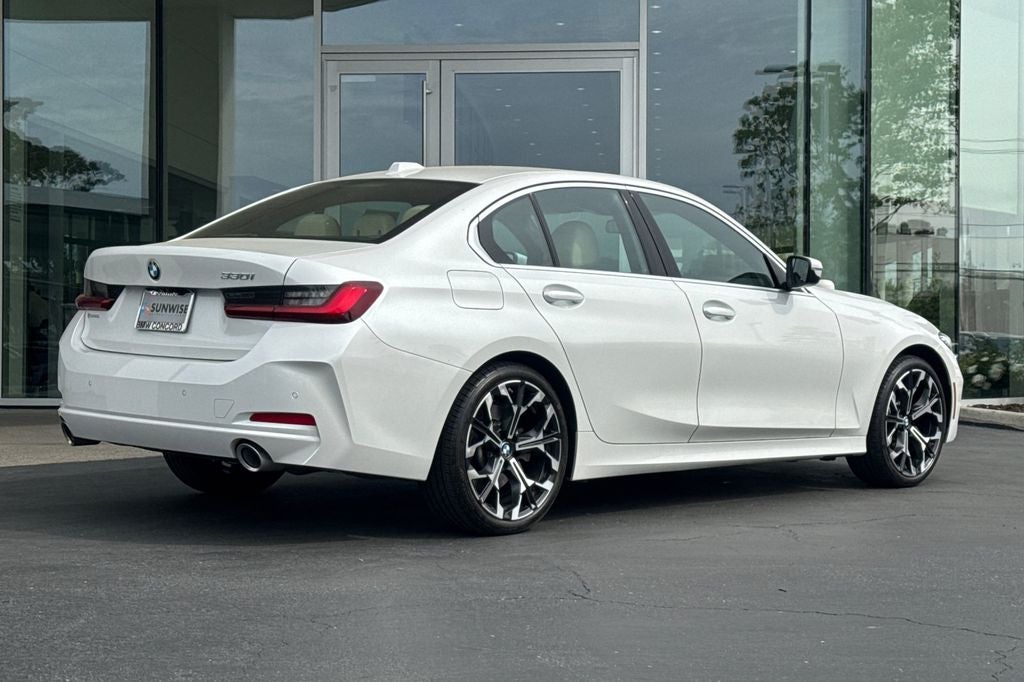 2025 BMW 3 Series 330i