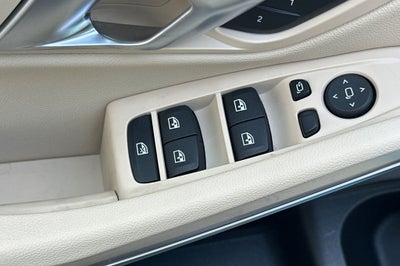 2025 BMW 3 Series 330i