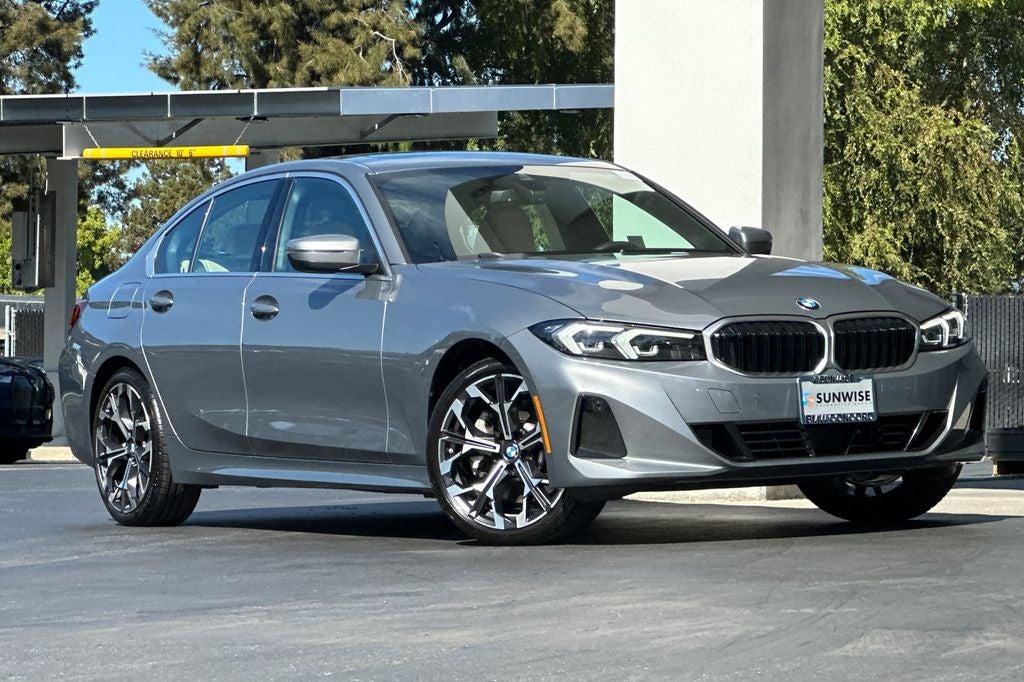 2025 BMW 3 Series 330i