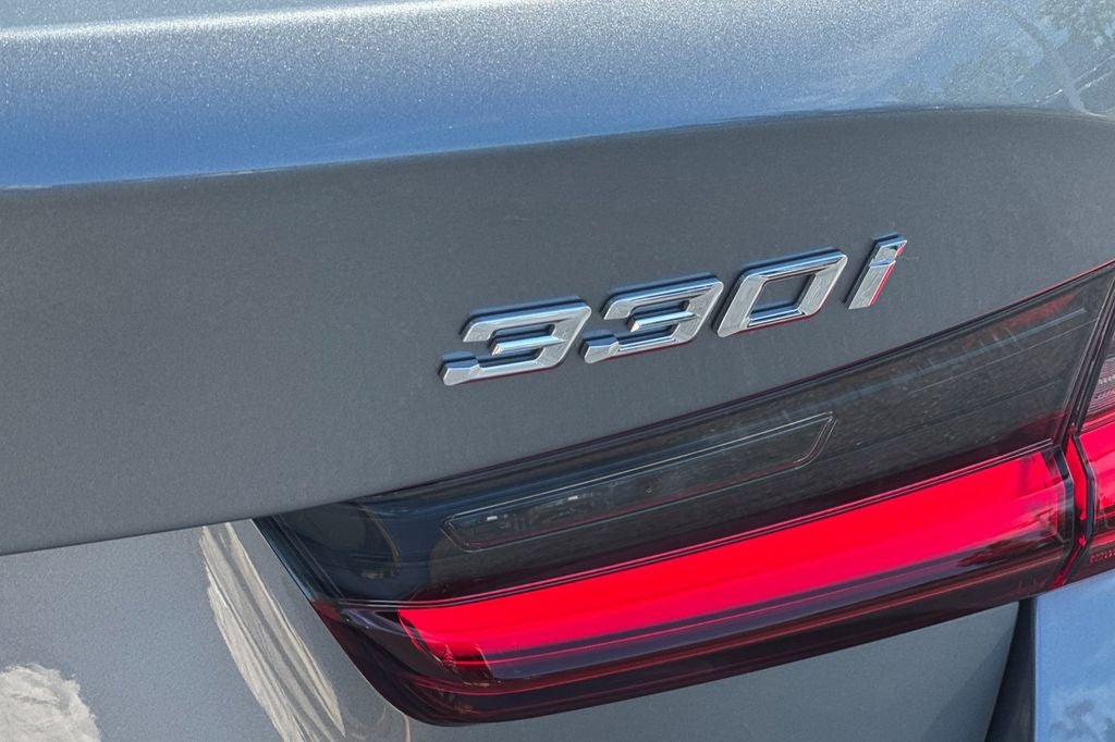 2025 BMW 3 Series 330i