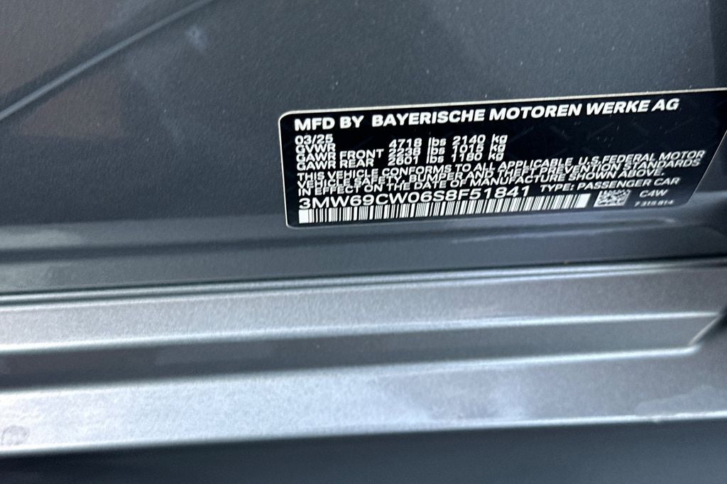 2025 BMW 3 Series 330i
