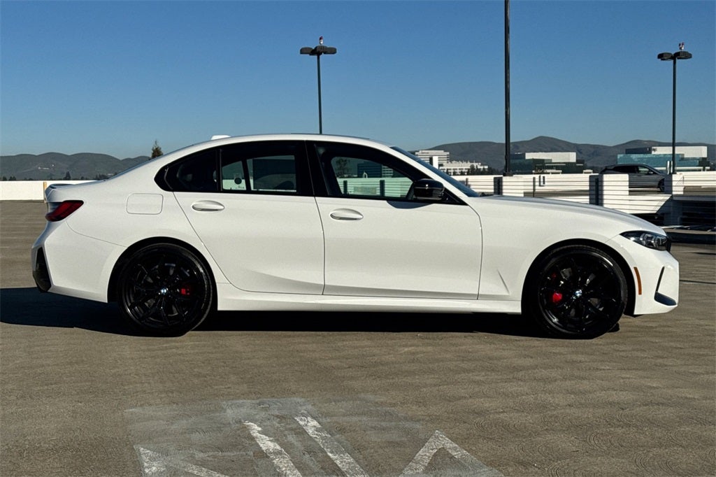 2026 BMW 3 Series 330i