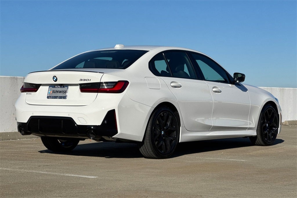 2026 BMW 3 Series 330i