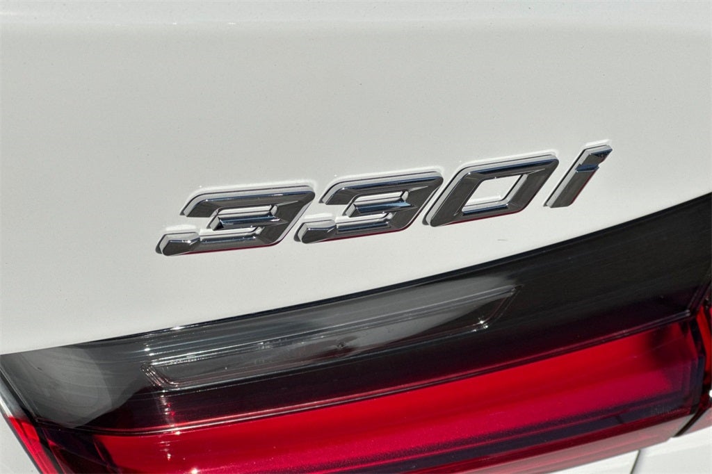 2026 BMW 3 Series 330i