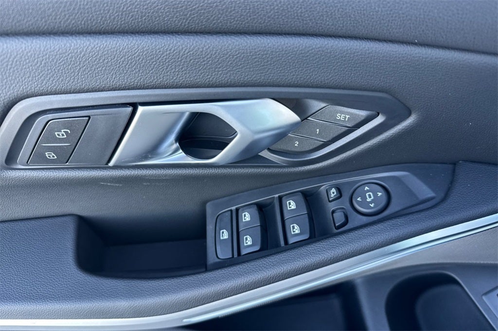 2026 BMW 3 Series 330i