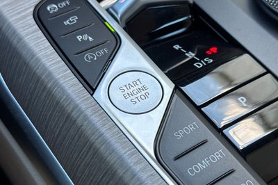 2025 BMW 3 Series 330i