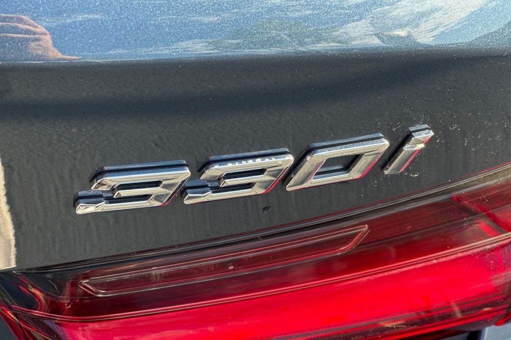 2025 BMW 3 Series 330i