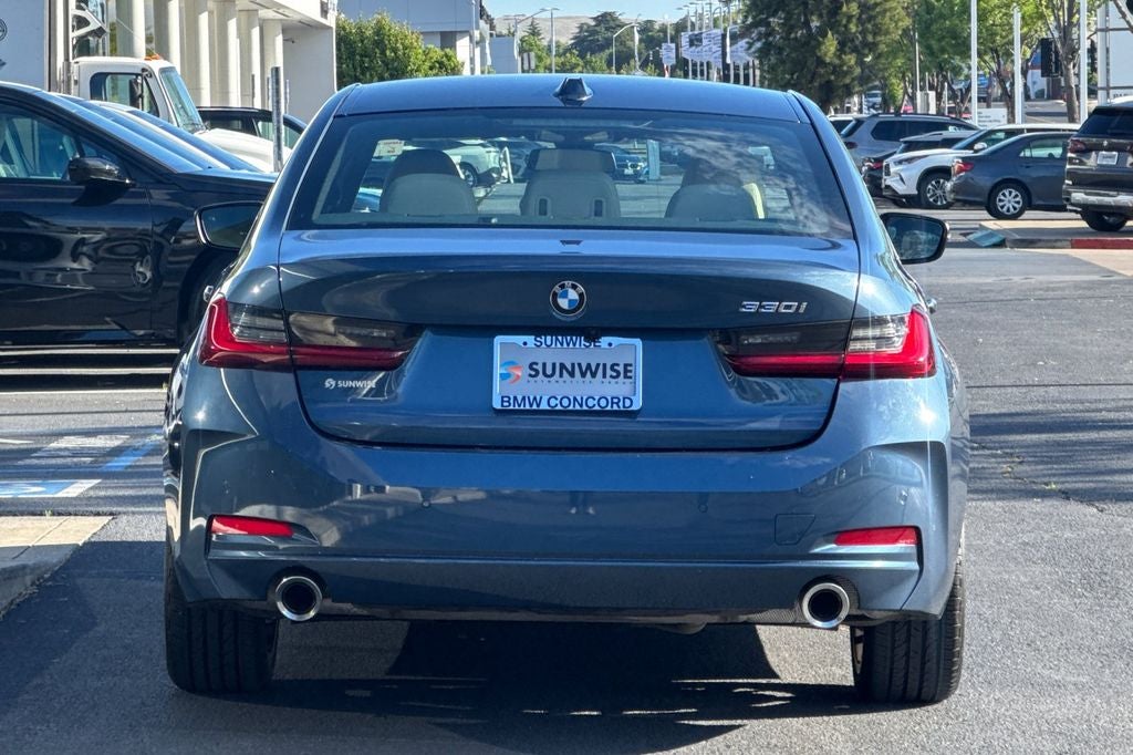 2025 BMW 3 Series 330i